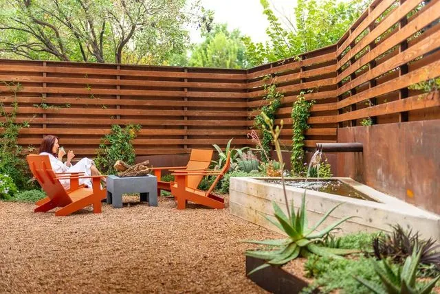 e2f8c1a558a5083bee714b0f6703ede6